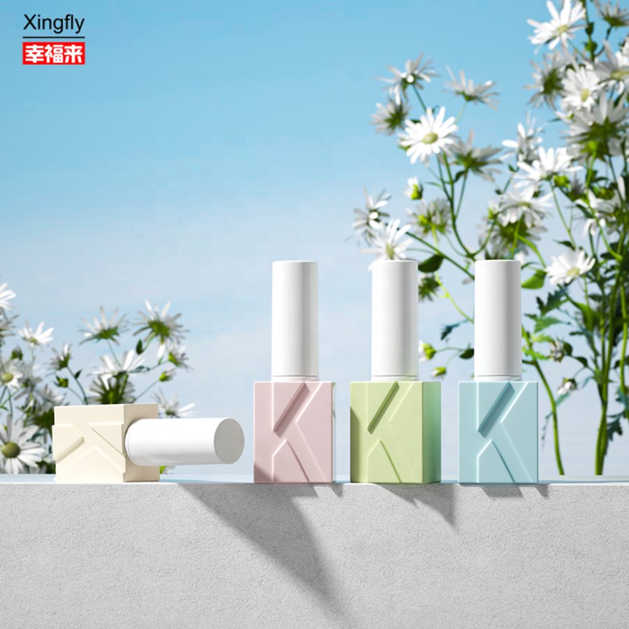 New design Wholesale Custom square 12ml UV gel nail polish glass bottle for nail polish with brush and cap