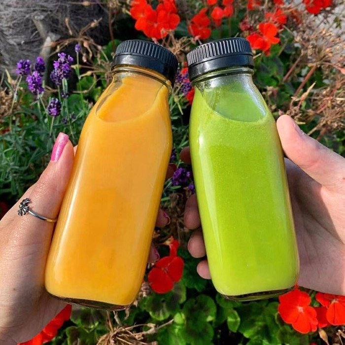 OEM 300ml 500ml 1000ml Milk Glass Bottles 16oz French Fresh Beverage Packaging Cold Brew Coffee Bottle With Lids and Logo
