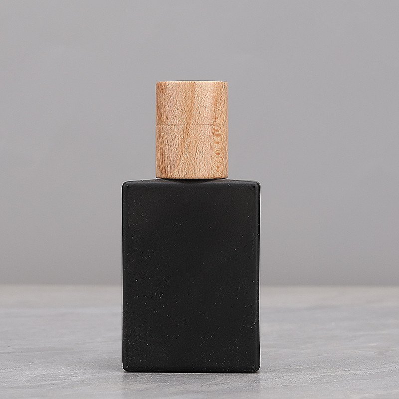 50 ml matte black glass spray bottle with mist cap