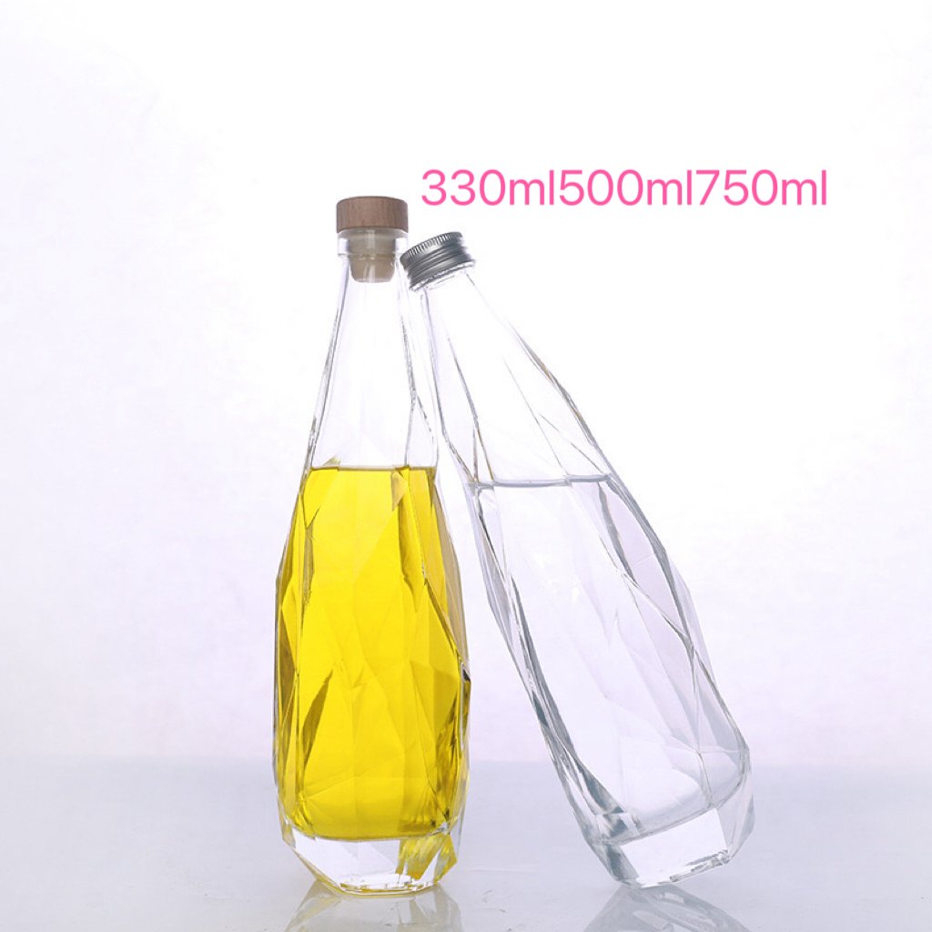 Luxury glass water bottles 330ml 500ml 750ml 1000ml 1L glass water bottles unique shape glass bottle with screw lid cap