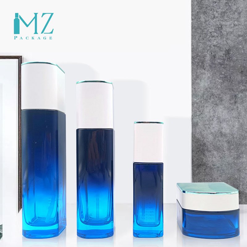Whole glass bottles 150ml foam cosmetic Spray Glass bottles 100ml and Square Glass Jar