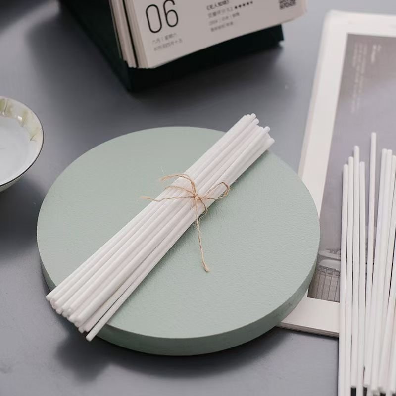 Wholesale Aromatherapy Volatile Stick Household Product Straight White Aroma Fiber Stick Black Diffuser Stick For Glass Bottle