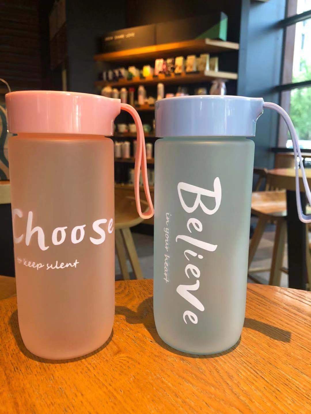 Hot sale 600ml creative scrub portable outdoor plastic cups for students.