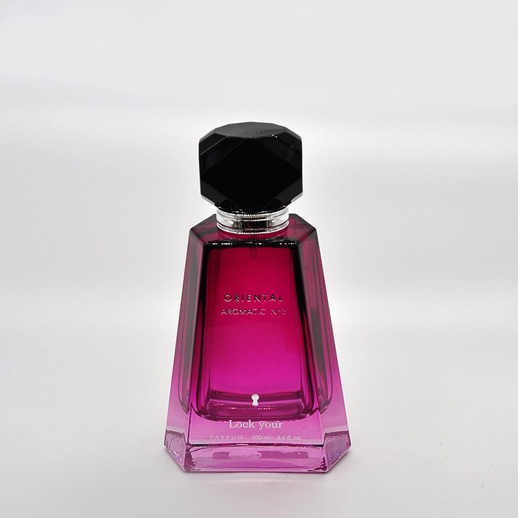 Women's high quality exquisite modern design thick glass perfume bottle