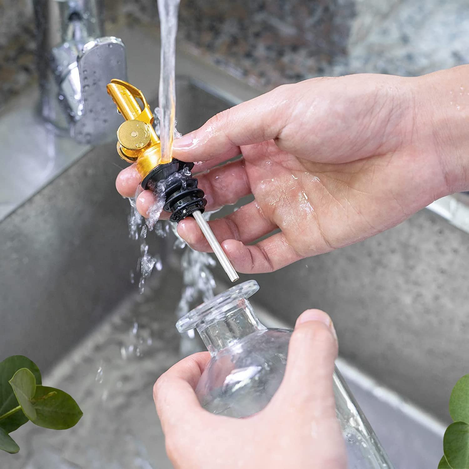 350ml 500ml Olive Oil Dispenser Bottle for Kitchen Weighted Pourer Glass Bottle Dispenser for Kitchen Coffee Syrup Dispenser