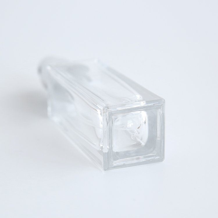 Design Body 2ml 3ml 5ml 10ml Filling Fragrance Body Parfum Bottle Luxury Empty Spray Glass 1.5ml Perfume Bottles