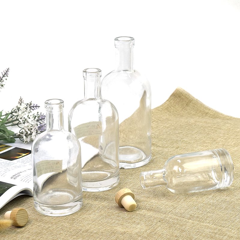 Custom 200ml 500ml 700ml 750ml 1000ml Luxury Wine Vodka Tequila Gin Fancy Liquor Glass Bottle For Spirits With Sealed Cork Lid