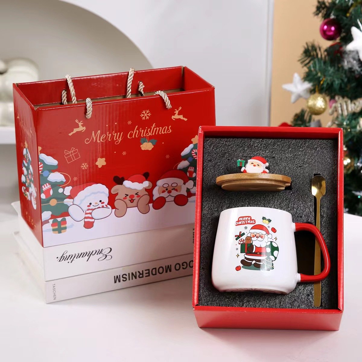 New Year Office Coffee Mug Gift Set Cute Christmas Ceramic Mug Lid Eco-Friendly Glass Thermal Home Milk Parties Includes Spoon