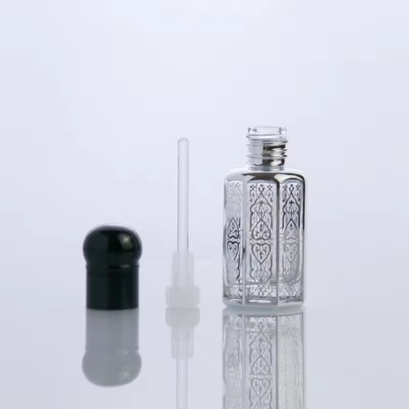 Stock Arabic Attar Bottles 3ml 6ml 8ml 10ml 12ml 15ml Dubai Gold Octagon Perfume Essential Oil Glass Bottle With Stick Roller