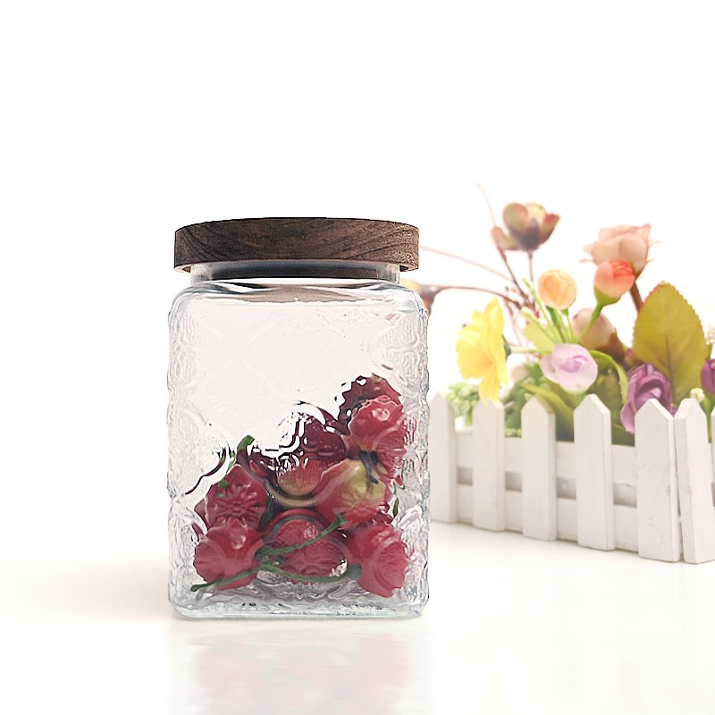 2024 New Style Luxury Wide Mouth Empty 700ml Square Cookies Glass Food Grade Storage Jar with Bamboo Lids