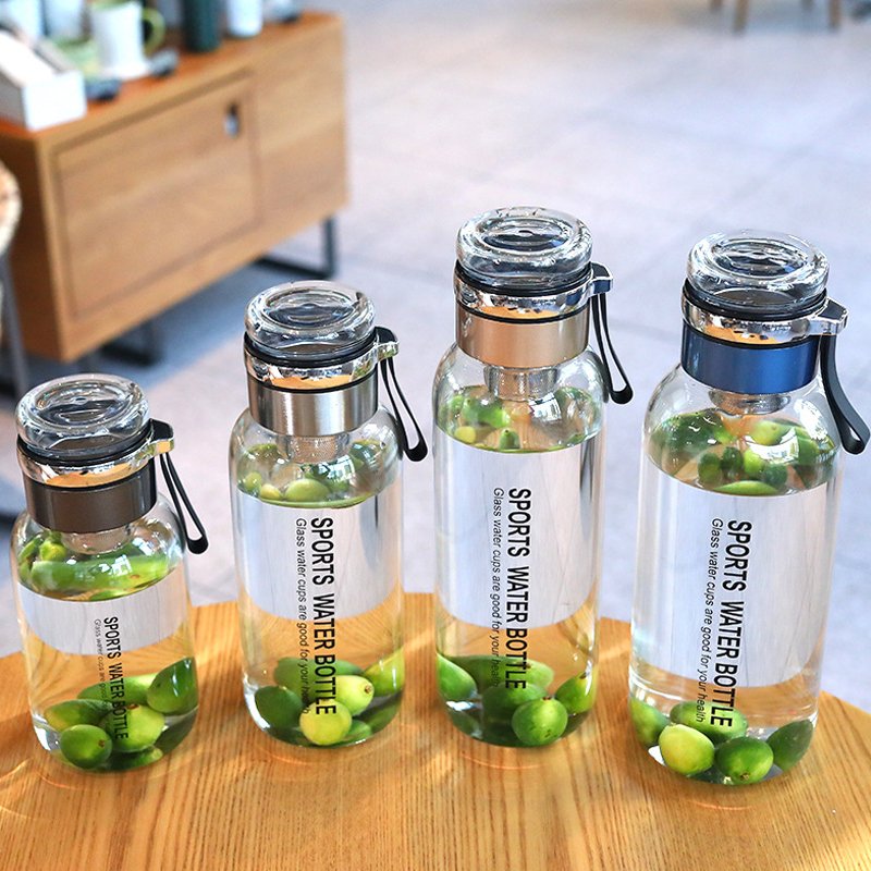 Wholesale custom logo 750/1000/1200/1500ml fashion personalized High borosilicate glass water bottles with neoprene sleeve