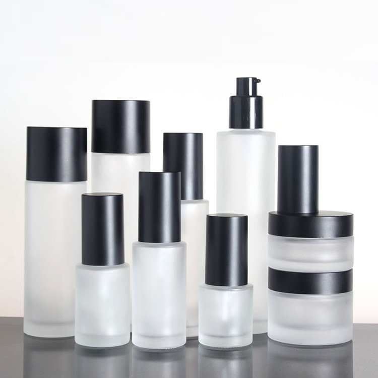 30ml 50ml 100ml glass bottle with pump frosted toner bottle factory stocks face serum bottles