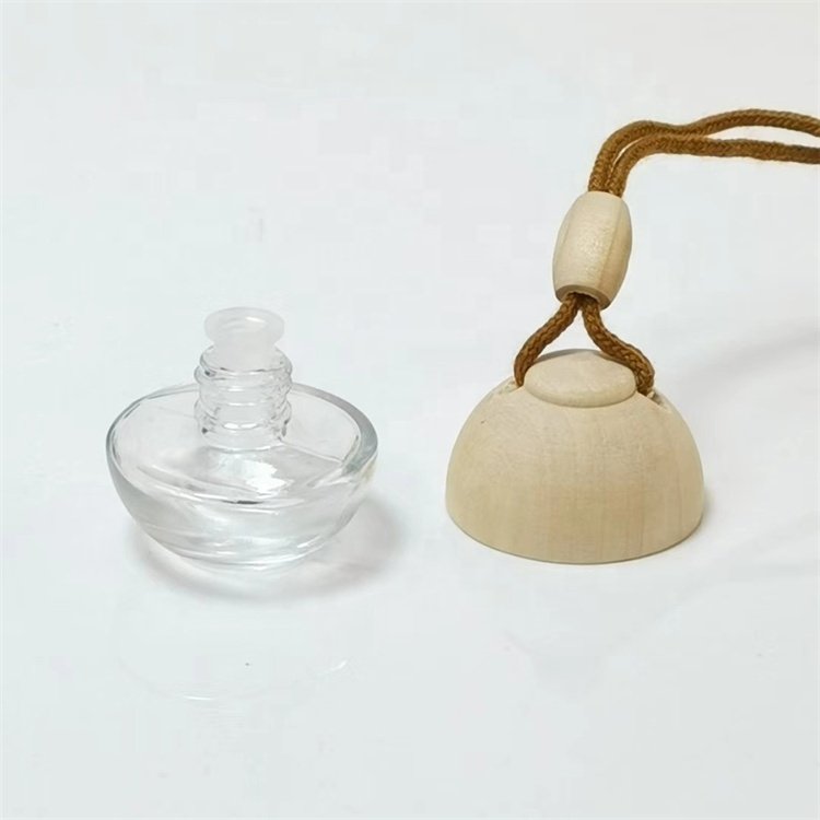 New Amber Glass Car Perfume Bottle 30ml Empty Wood Diffuser Air Freshener Essential Oils Packaging Hangable Label Surface