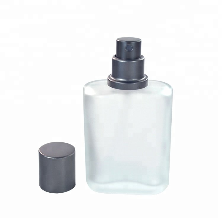 Luxury reusable 30ml 50ml 100ml clear frosted clear glass perfume bottle with sprayer pump cap