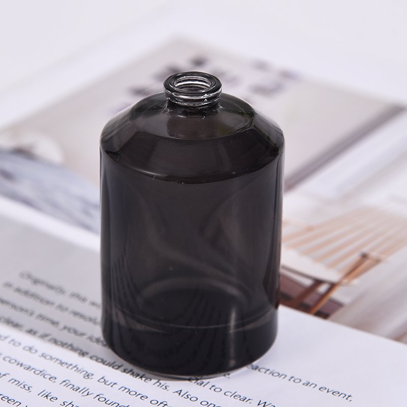 Factory direct black cylindrical perfume glass bottles refillable perfume bottle 50ml clear empty perfume glass bottle