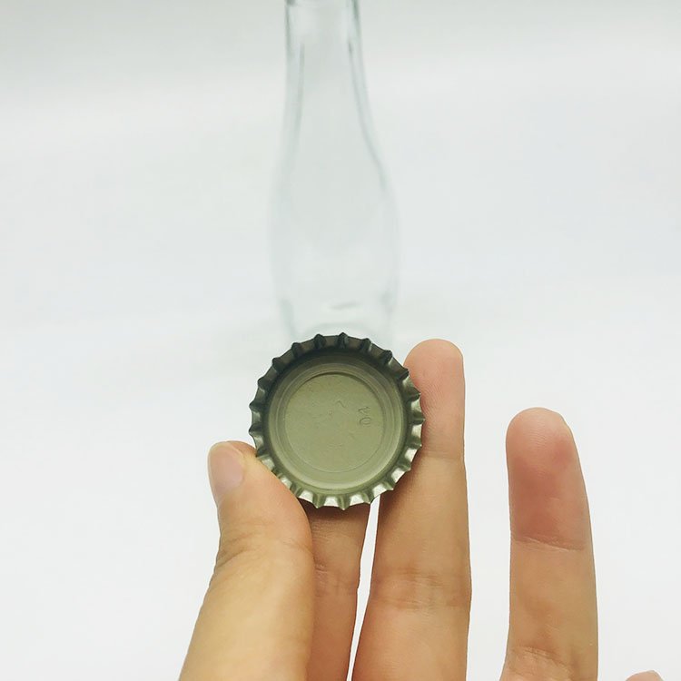 200 ml round shape empty glass drinking bottles wholesale