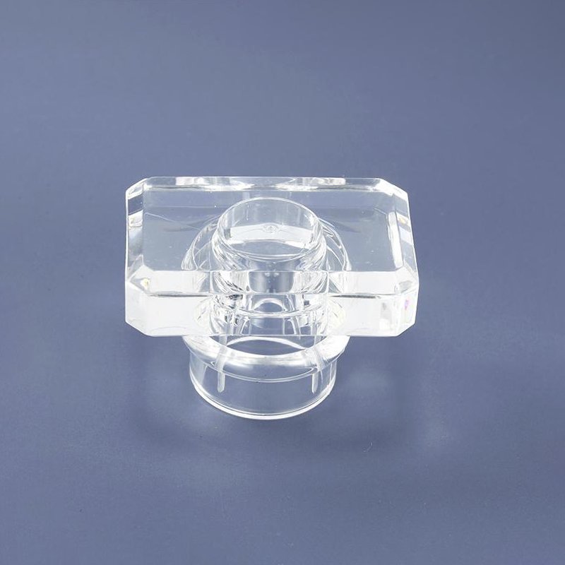 Wholesale Unique Crystal Luxury Empty Flat Square Perfume Bottle 30ml 50ml 100ml Spray Glass Bottles