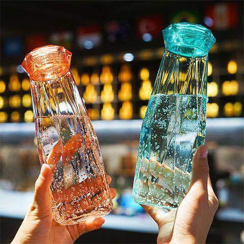 wholesale Diamond Water Bottle Glass Cup simple design crystal water bottle Drinkware Outdoor fancy water bottle