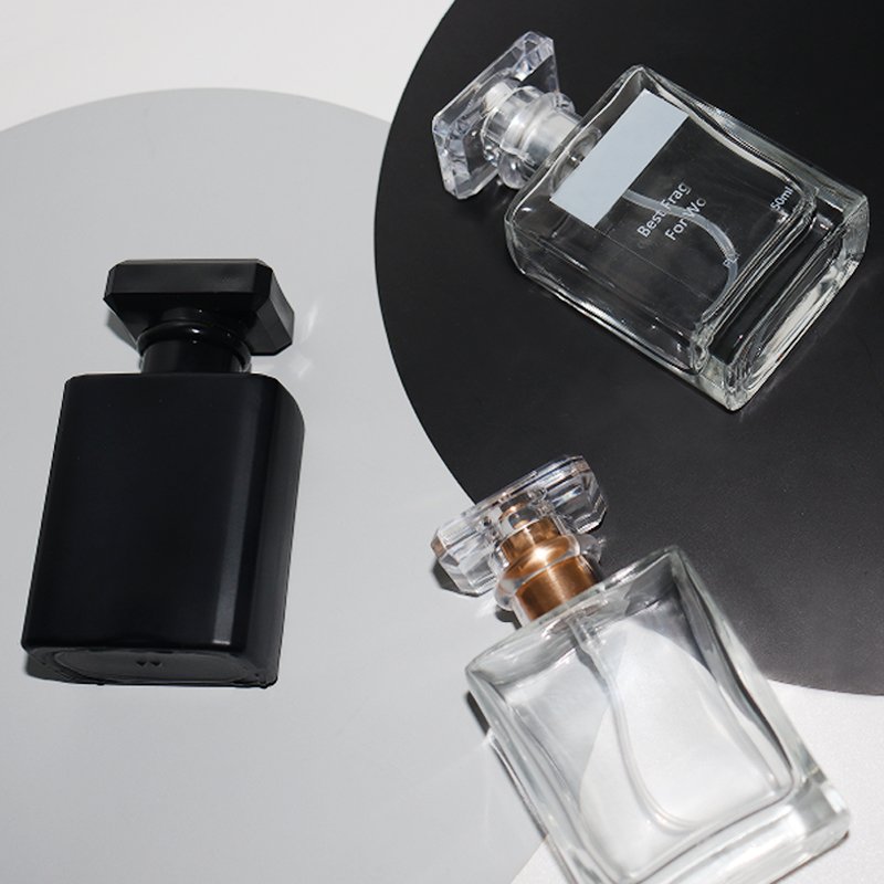Luxury 30ml 50ml 100ml 1oz 3oz Flat Square Black Clear Glass Perfume Bottle With Square Lid