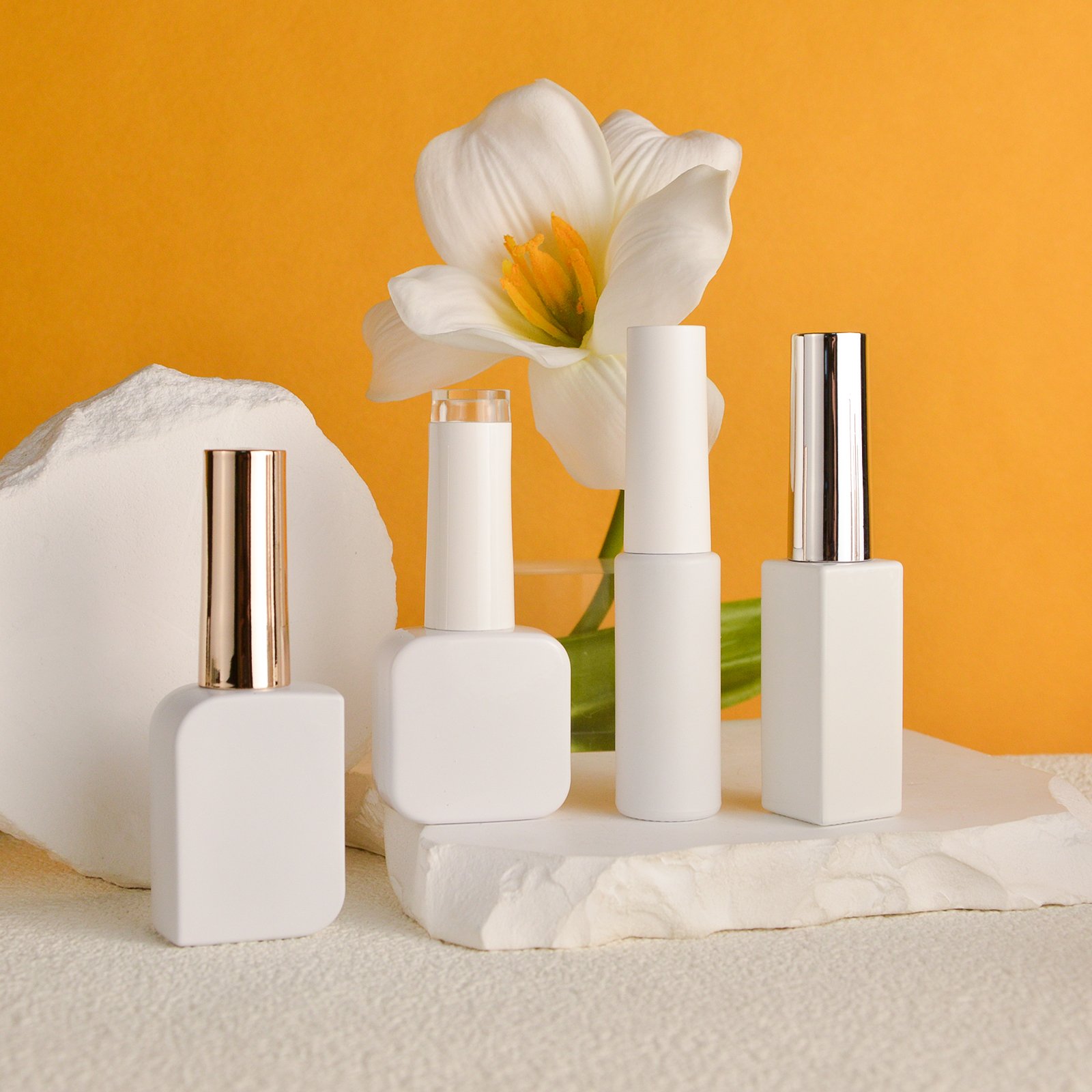 15ml 23ml Free Sample White Uv Gel Nail Polish Bottle Empty Glass Bottle For Gel Polish With Silver Or Wood Grain Cap Brush