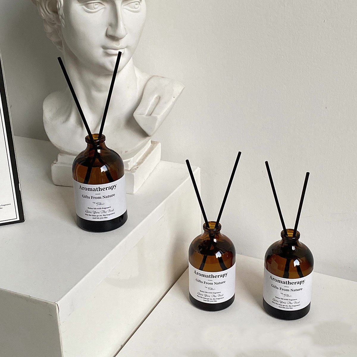 Wholesale brown glass aromatherapy bottle 50ml100ml brown small mouth reagent cosmetic bottle reed diffuser glass bottle