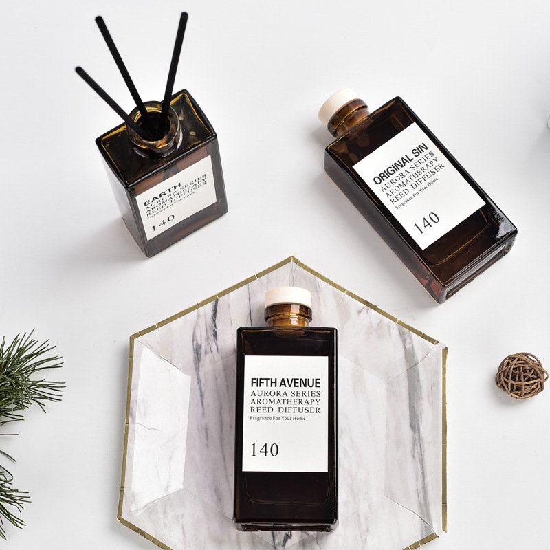 High Quality 50ml 100ml 150ml Square Amber Home Fragrance Reed Diffuser Glass Bottle with glass lid