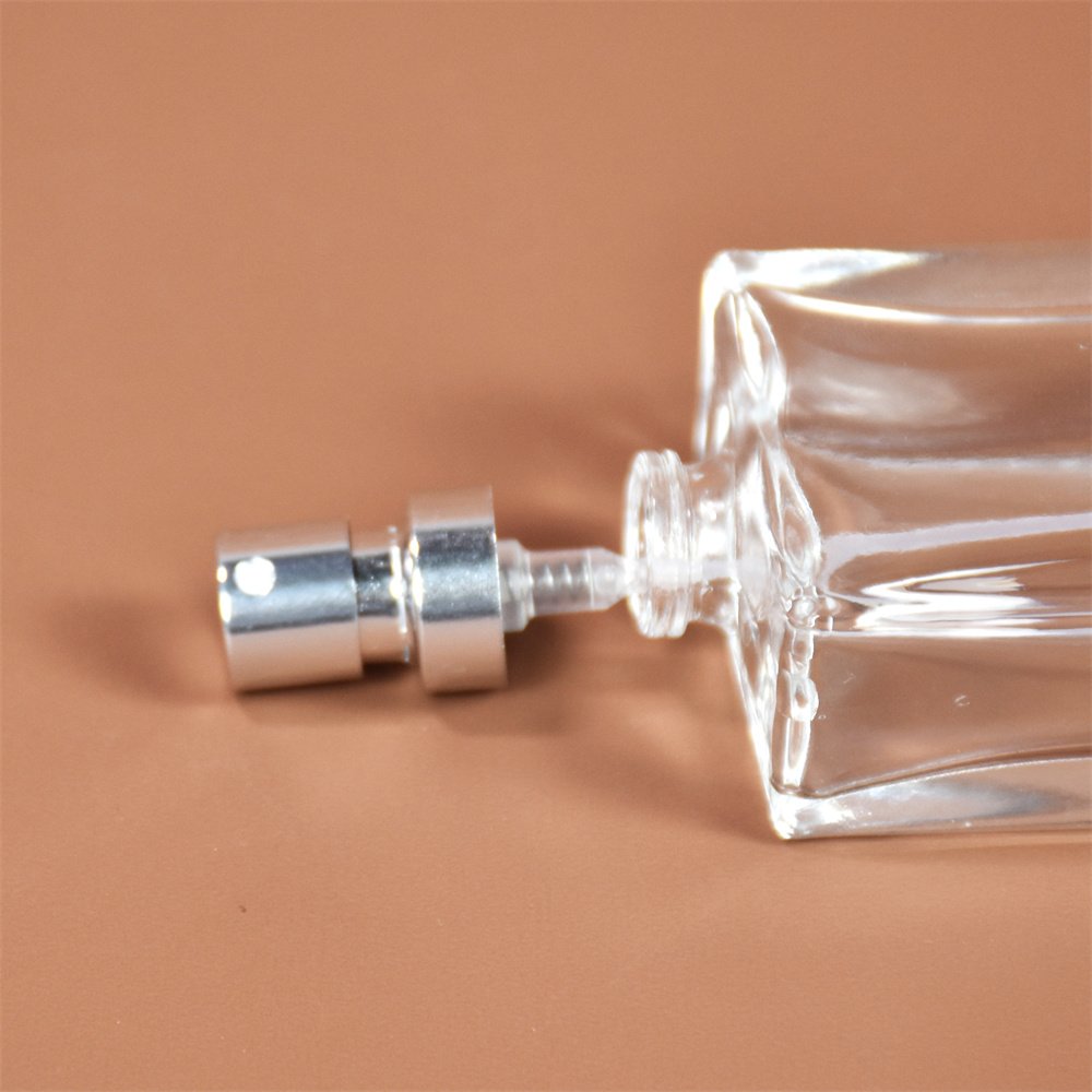 Recyclable empty custom square frosted cosmetic wholesale glass perfume spray pump bottle