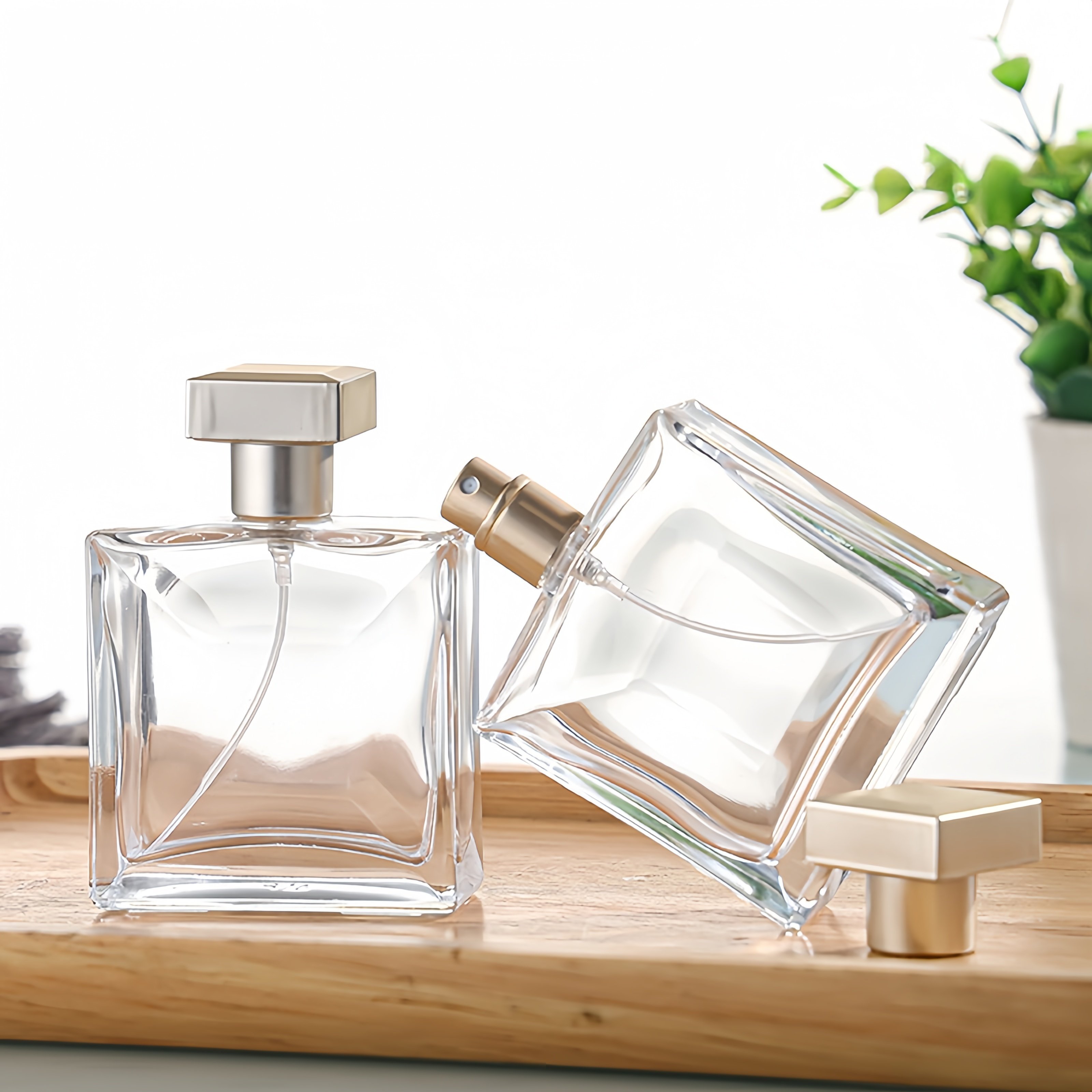 50ml 100ml Transparent Plastic Glass Bottle gold silver Cap Refined Screw Refillable Square Perfume Bottle Cosmetic Use colorful