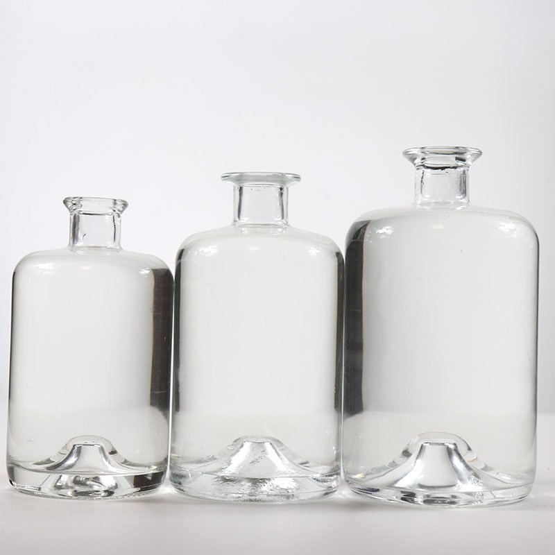 Wholesale 500ml 750ml Round Empty Shape Vodka Glass Wine Bottle