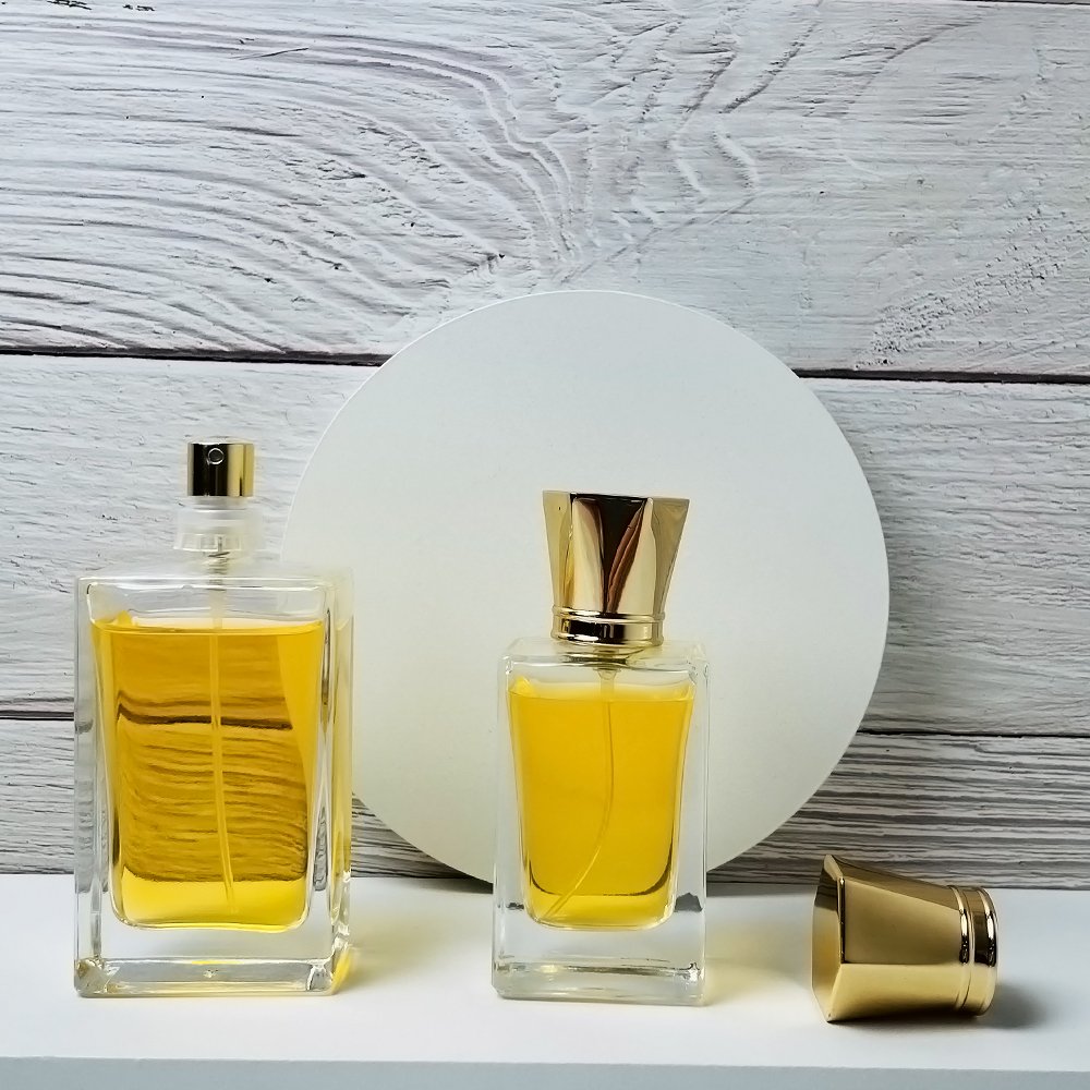 Luxury High Grade Custom Double Wall 50Ml Crystal Glass Perfume Bottles Square Clear Cheap Cosmetic Spray Bottles