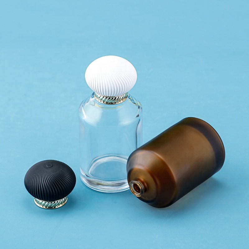 Factory Directly Supplies 30ml And 50ml High-end Spray Perfume Bottles With Customized Logo