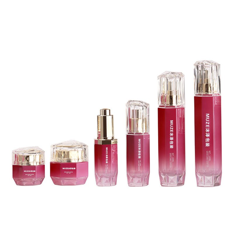 Lotion Cosmetic Set Luxury Glass Cosmetic Skincare Set Essential Oil Glass Bottles Wholesale