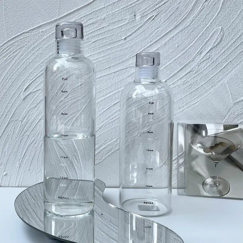 wholesale New design glass bottles cups with scale 500ml 700ml bottles for water liquor wine beverage with stopper