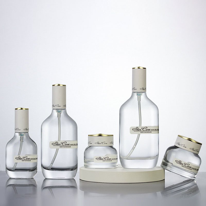 high quality cosmetics cream empty glass spray pump bottle