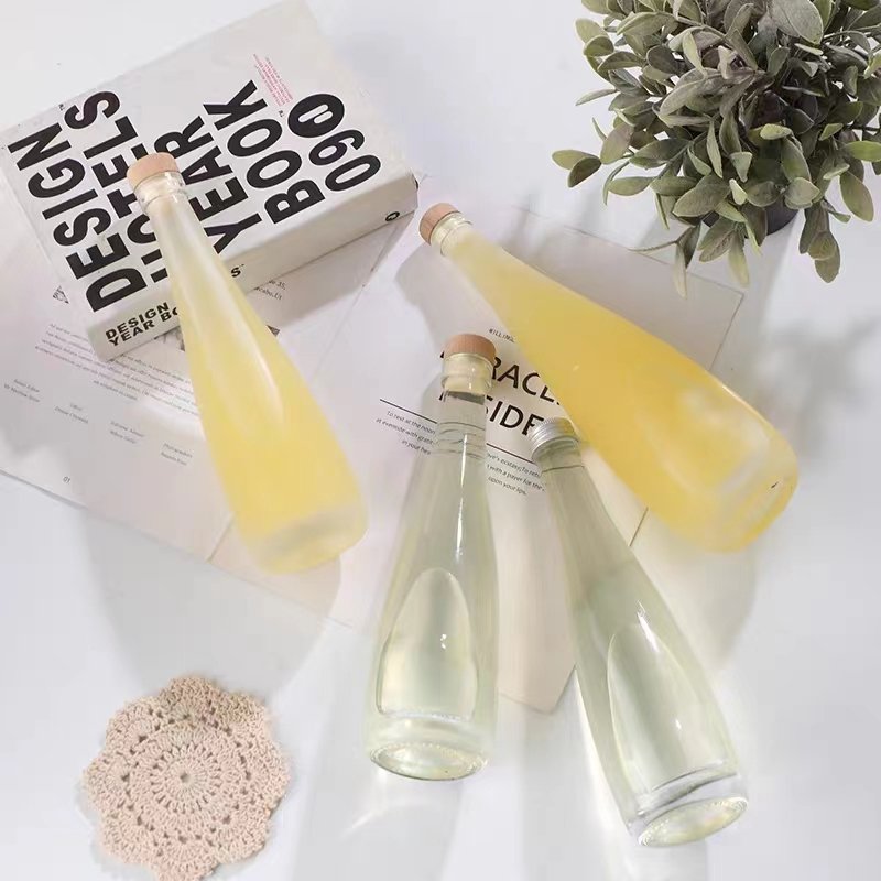 High Quality Milk Beverage Juice Transparent Glass Bottle With Round Mouth 750ml Glass Bottle