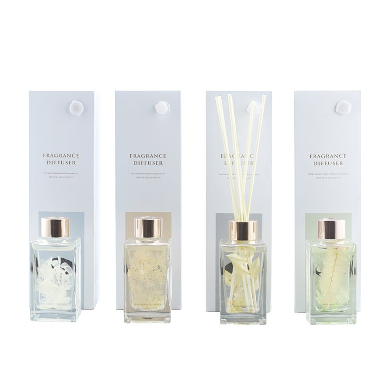Hot sale OEM Luxury home fragrance decor reed diffuser glass bottle natural soaking flower diffuser reed oil base refill 100ml