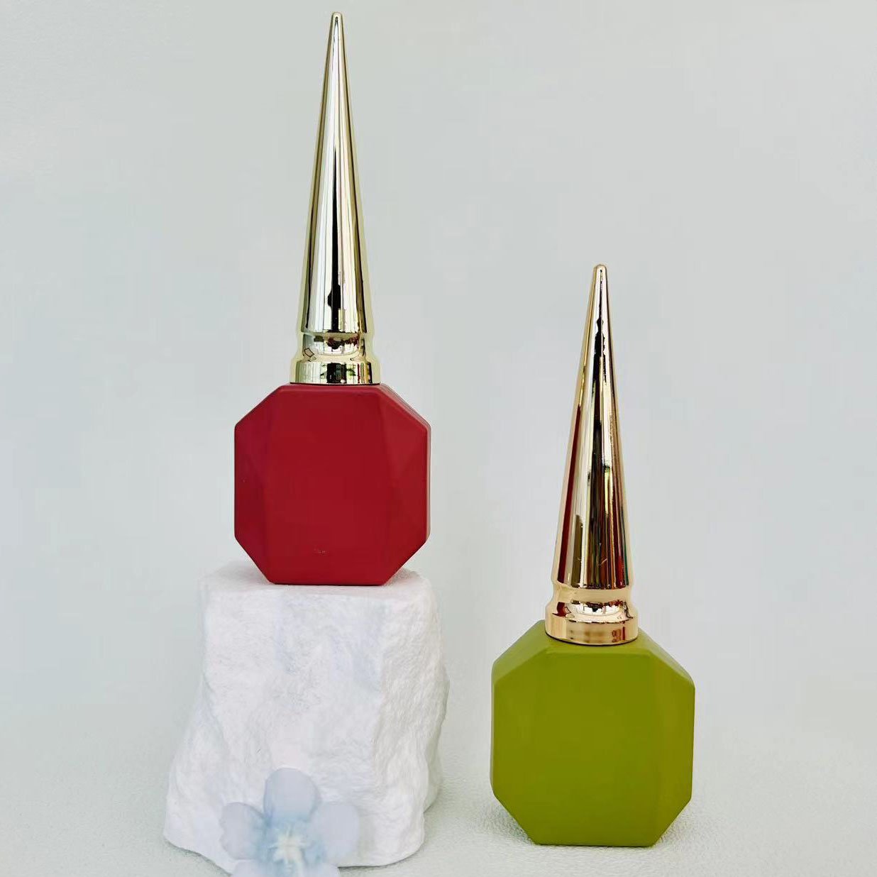10ML Fashion Nail Art Product Nail Use Color Gel Bottle Nail Polish with Gold Cap