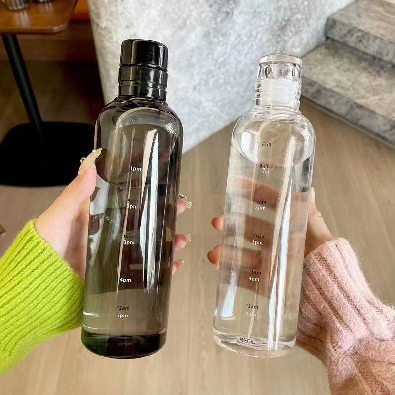 Factory wholesale glass girls water bottle Hot Selling Same Time Scale Simple Glass Cup High Beauty Gift Glass Bottle