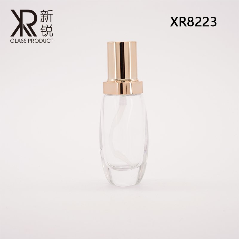 Spot 30ml liquid foundation bottle thick-walled glass bottle, gold cover glass bottle, daily chemical packaging.