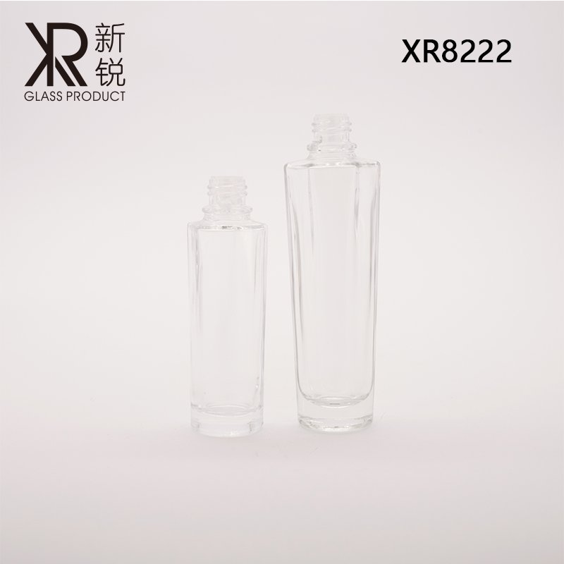 Spot 30ml liquid foundation bottle thick-walled glass bottle, gold cover glass bottle, daily chemical packaging.