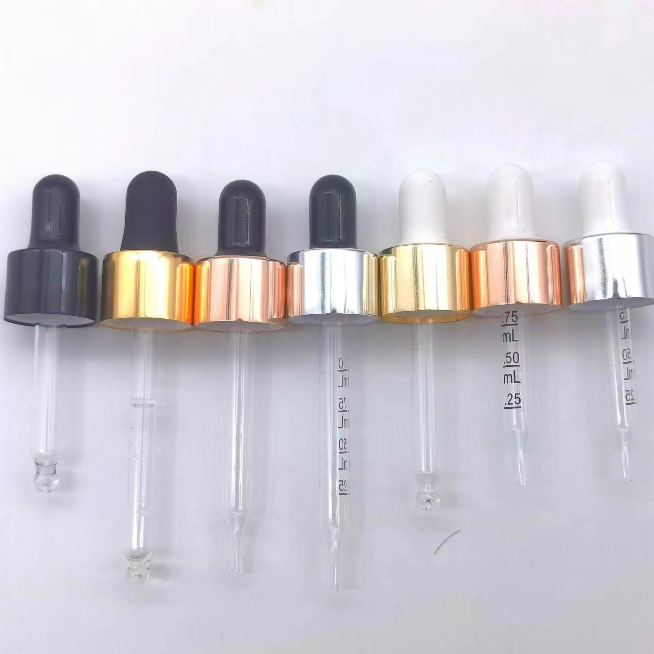 Custom Printed Logo Odm/Oem 15ml 30 ml Brown Empty Cosmetics Essential Oil Serum Glass Bottle Amber Round Oils Dropper Bottles