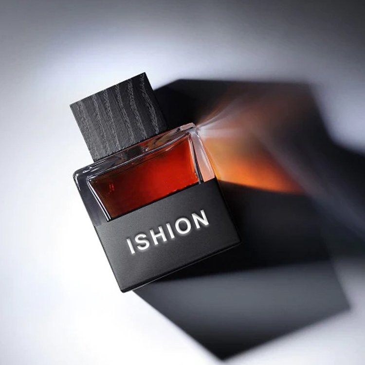 Wholesale Luxury Black Square 30 ml 50ml Perfume Bottles Spray Glass Empty Perfume Bottle With Box Packaging And Customized Lid