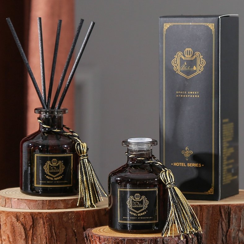 Custom Luxury Scenting 50ml Reed Diffuser Set with Stick and Box Fragrance Liquid Glass Bottle
