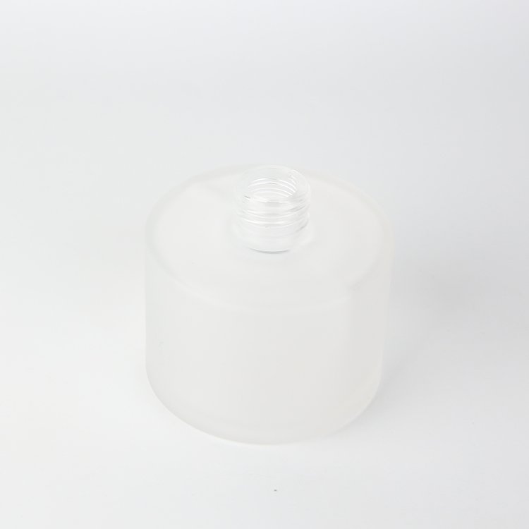 China Manufacture Custom 500ml Reed Diffuser Glass Bottles With Box Fragrance Glass Perfume Bottles