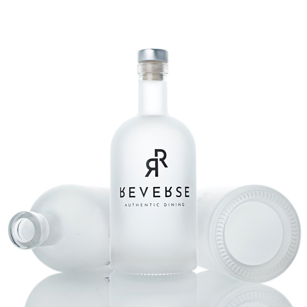 Factory Stock Botella De Vidrio Para Licor 500 ml 700 ml 750 ml Frosted Matte Black Vodka Gin Oliver Oil Spirit Glass Bottle
