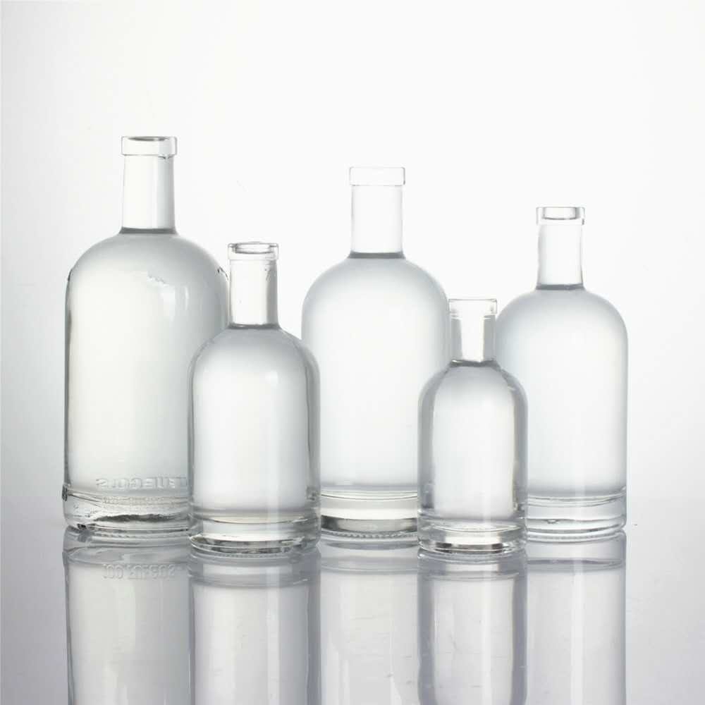 Factory Stock Botella De Vidrio Para Licor 500 ml 700 ml 750 ml Frosted Matte Black Vodka Gin Oliver Oil Spirit Glass Bottle