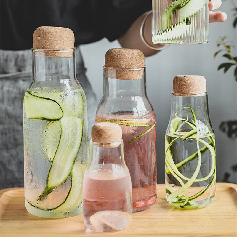 1L Hand Blow glass carafe with cover borosilicate Glass water bottle with cork stopper lid for home,Restaurant,bar