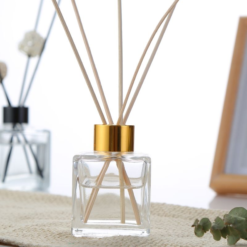 100ml 3.4oz Square aromatherapy Glass Bottle Clear Glass Jar With Gold Lid Essential Oils Container
