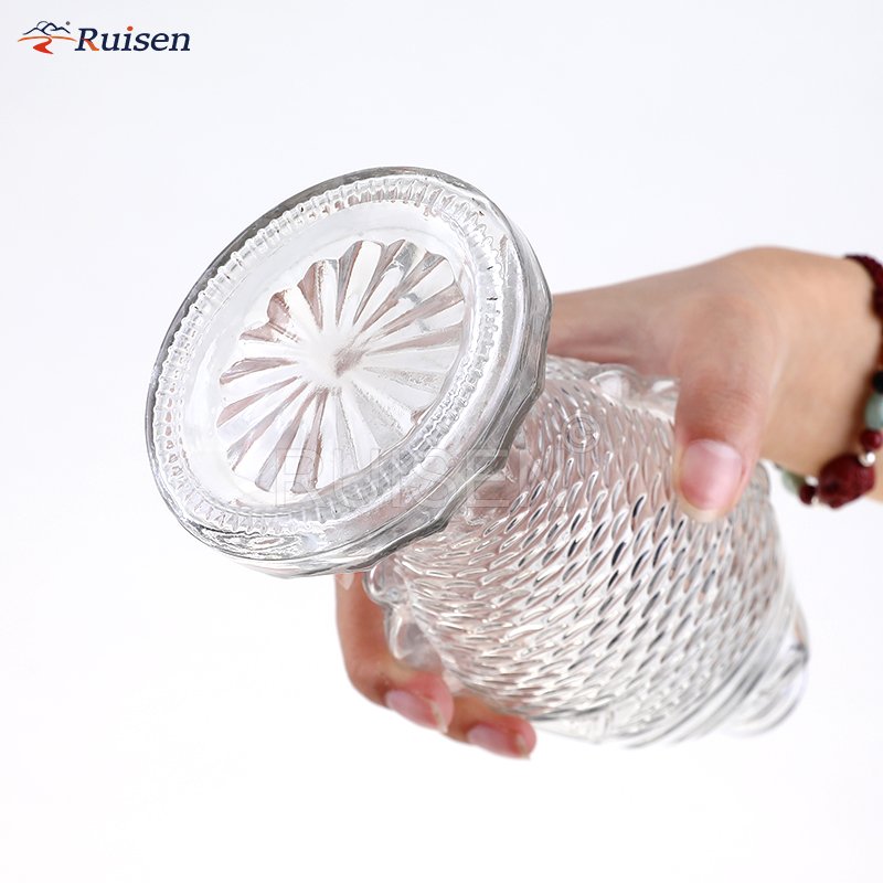 Wholesale Hot Goldfish Shaped Whiskey Bottle 500ml Oddly Shaped Glass Bottle
