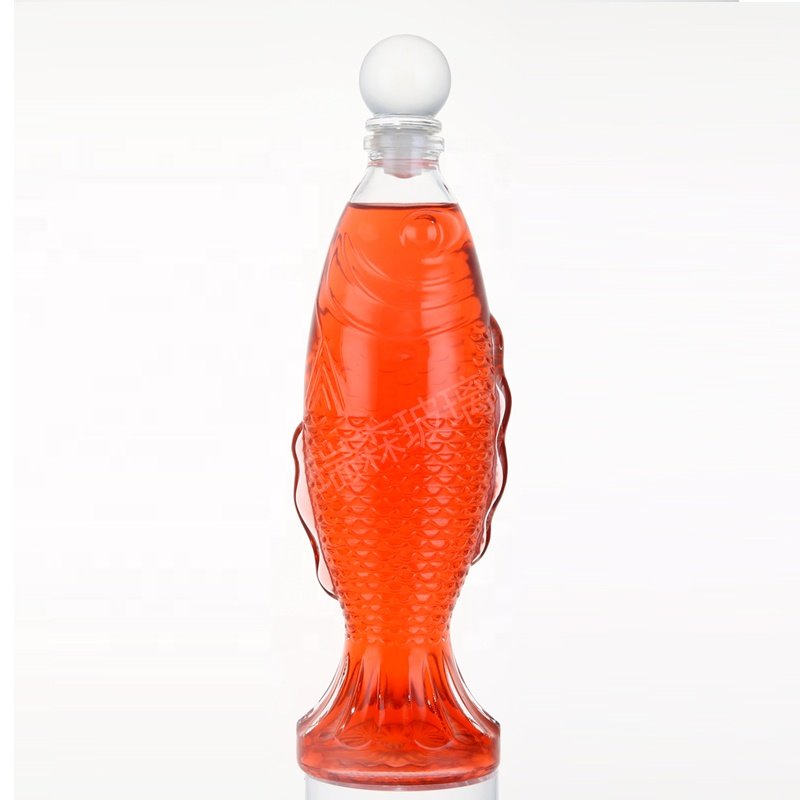 Wholesale Hot Goldfish Shaped Whiskey Bottle 500ml Oddly Shaped Glass Bottle